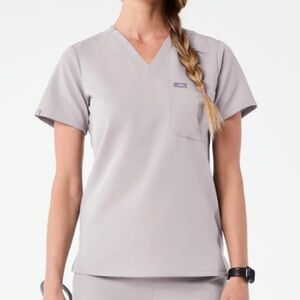 Figs Gray Scrub Top size Small nurse top